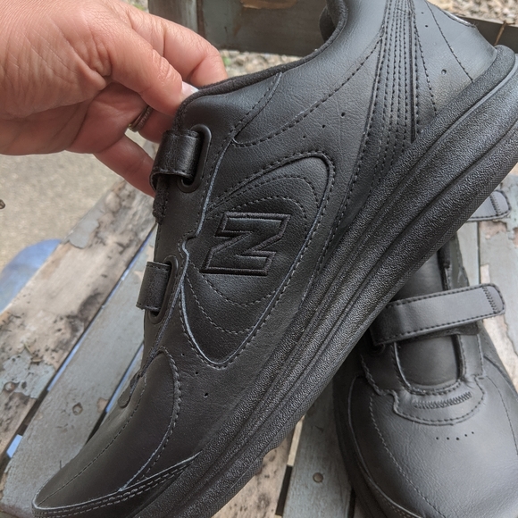 new balance 577 mens Silver